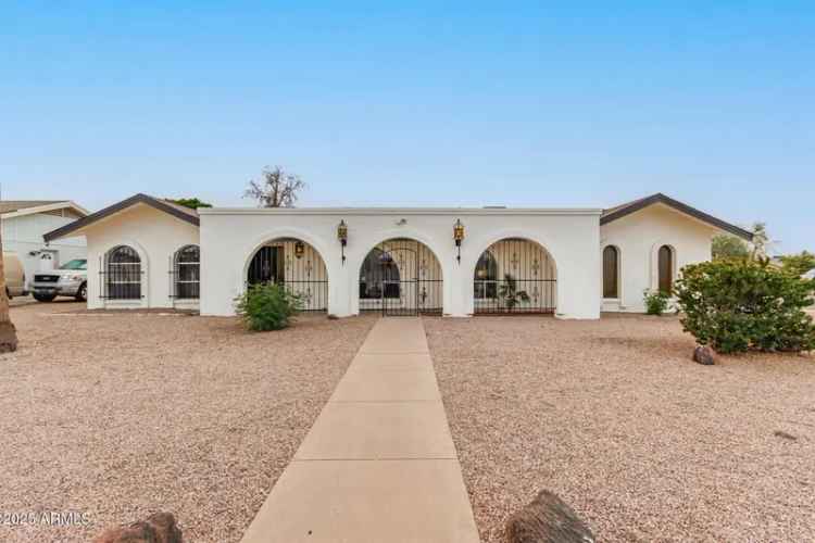 Single-family house For Sale in 2407, East Encanto Street, Mesa, Arizona