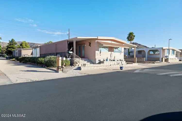 Single-family house For Sale in 5656, West Flying Circle Street, Arizona