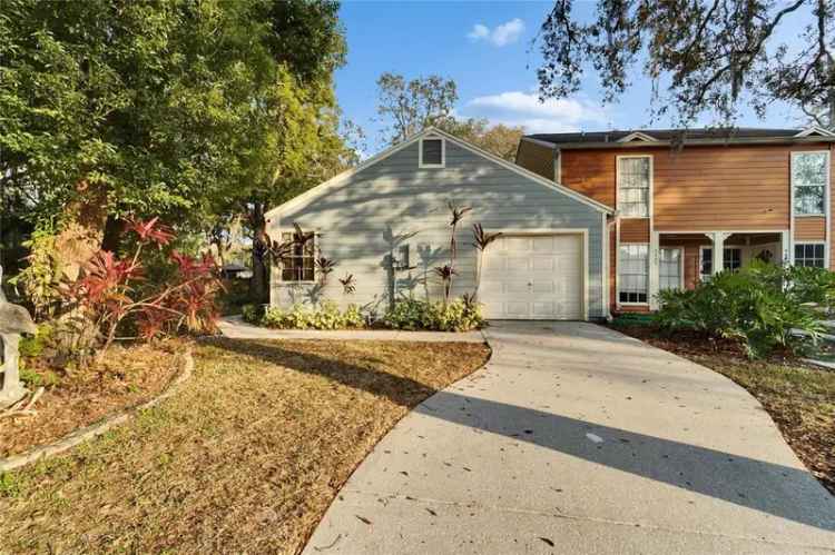 House For Sale in 9402, Forest Hills Circle, Tampa, Florida