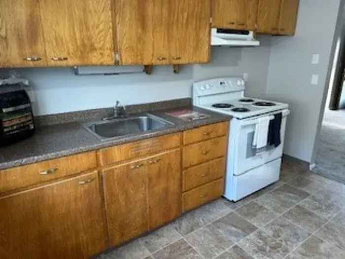 2 Bed 1 Bath Apartment for Rent - One Month Free!