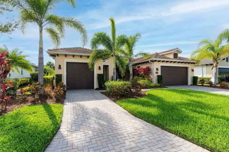 Single-family house For Sale in Bradenton, Florida