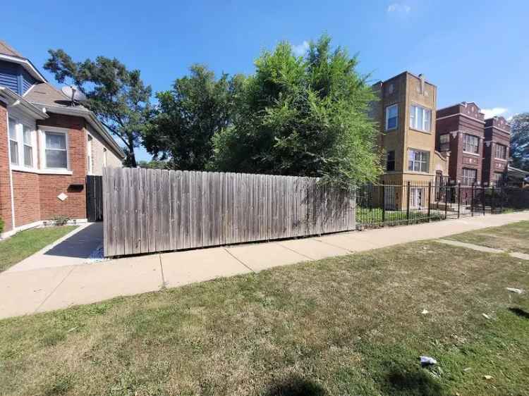 Land For Sale in 4828, West Cortez Street, Chicago, Illinois