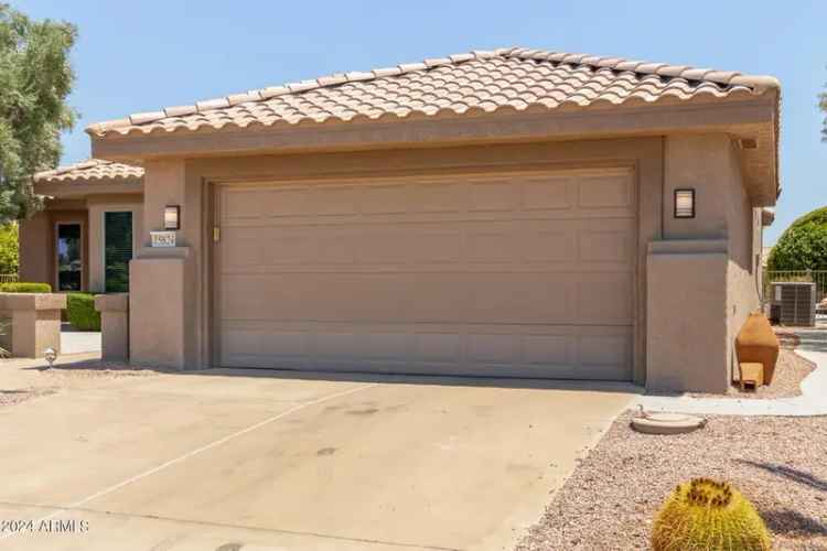 Single-family house For Sale in 15824, West Sage Trail, Surprise, Arizona