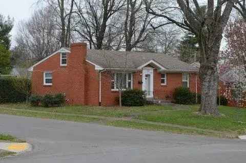 3 Bedroom 1 Bath Brick Ranch Home for Rent