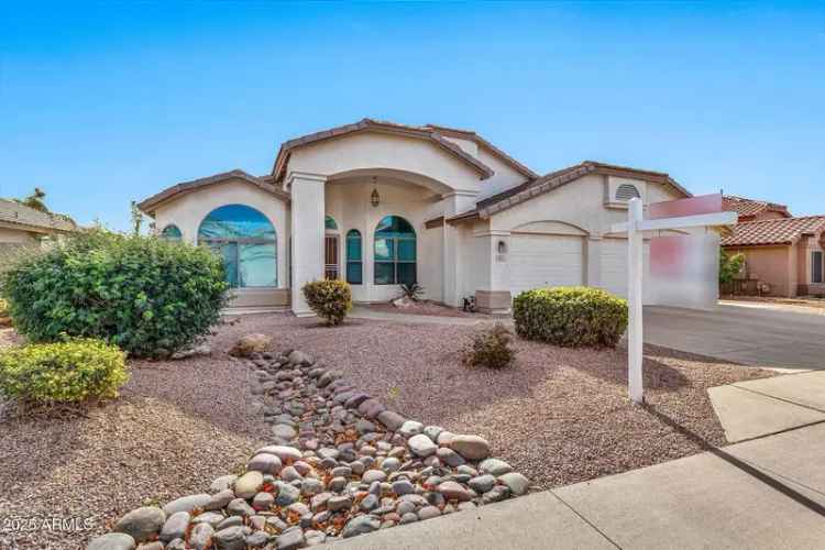 Single-family house For Sale in 9821, East Obispo Avenue, Mesa, Arizona