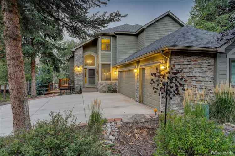 Single-family house For Sale in Evergreen, Colorado