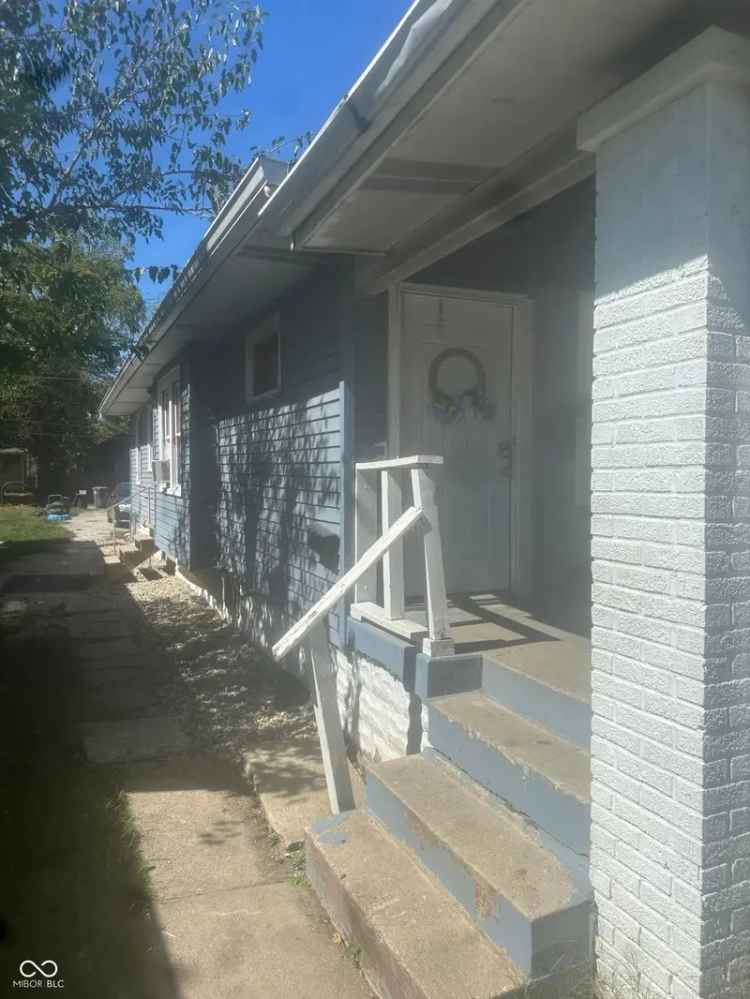 Multi-family house For Sale in Indianapolis, Indiana