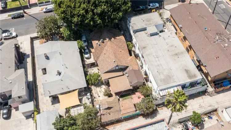 Single-family house For Sale in 142, North Vendome Street, Los Angeles, California