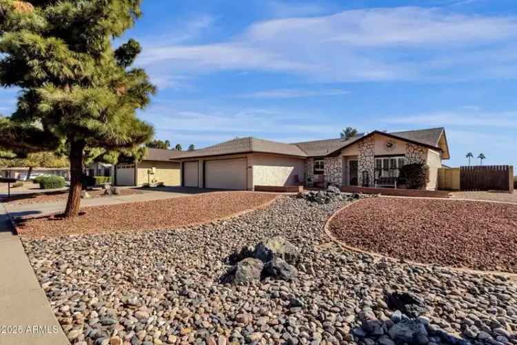 Single-family house For Sale in 10837, South Shoshoni Drive, Phoenix, Arizona