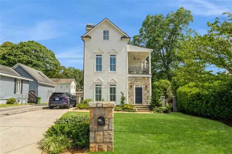 Single-family house For Sale in 431, Trabert Avenue Northwest, Atlanta, Georgia