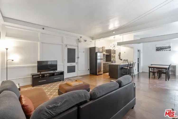 Condo For Sale in 215, West 7th Street, Los Angeles, California