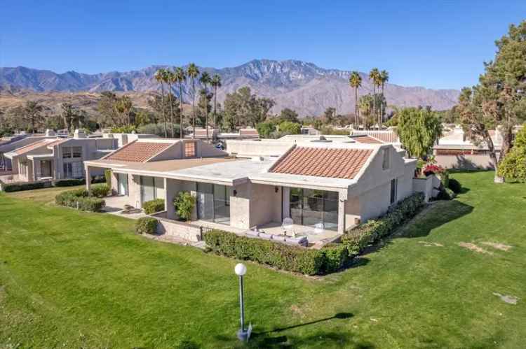 Condo For Sale in 2870, Calle Chapala, Palm Springs, California