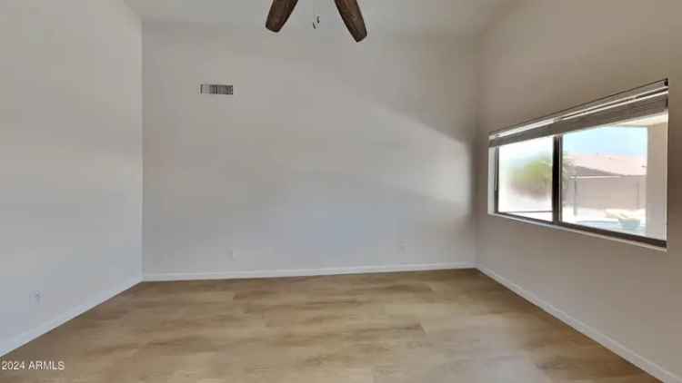 Single-family house For Sale in 30629, North Royal Oak Way, San Tan Valley, Arizona