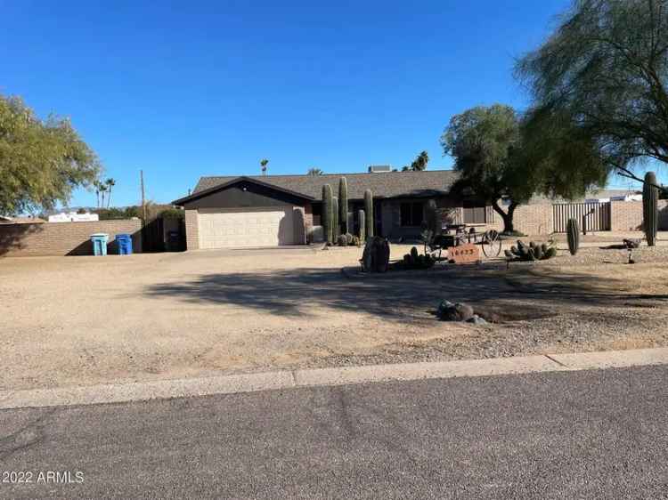 Single-family house For Sale in 16423, North 41st Place, Phoenix, Arizona