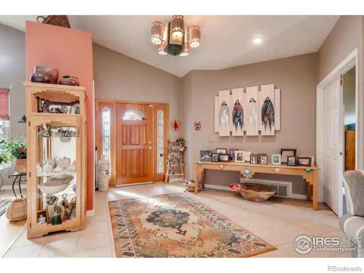 Single-family house For Sale in 2111, Blue Mountain Road, Longmont, Colorado