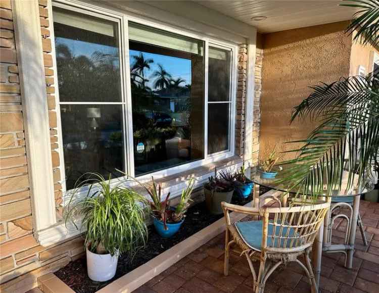 Single-family house For Sale in 2200, West Bay Isle Drive Southeast, Saint Petersburg, Florida