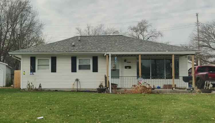 3 Bedroom 1 Bath House with Porch and Garage