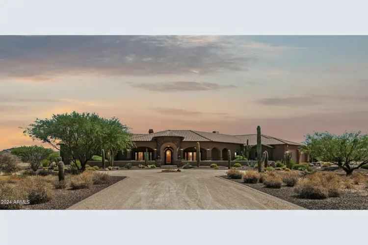 Single-family house For Sale in Cave Creek, Arizona