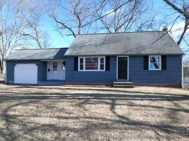 Single-family house For Sale in 4, Light Street, Enfield, Connecticut