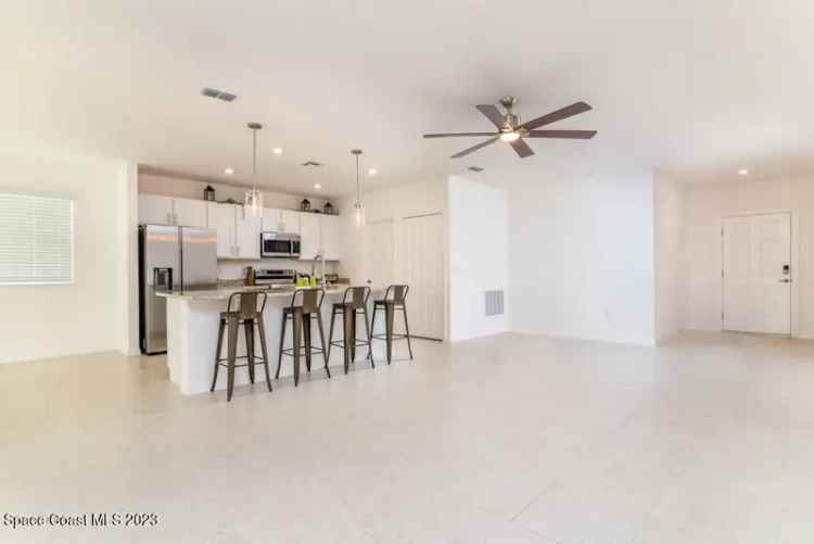 Single-family house For Sale in 724, San Filippo Drive Southeast, Palm Bay, Florida