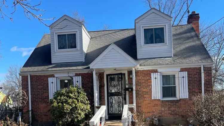 Single-family house For Sale in 16, Cambridge Street, Hartford, Connecticut