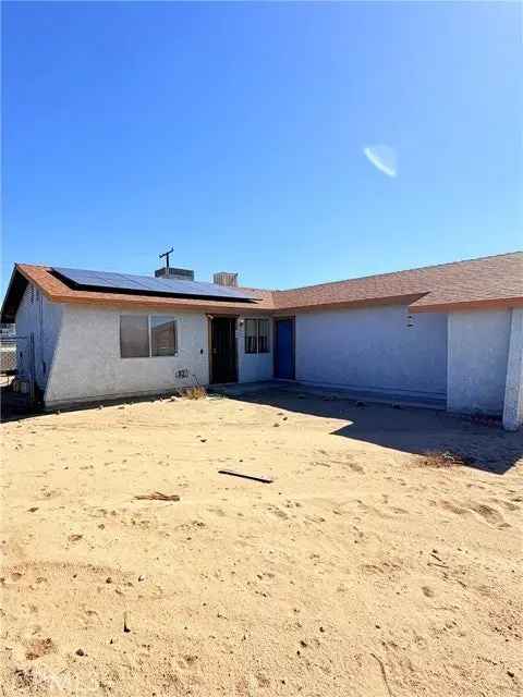 Single-family house For Sale in Twentynine Palms, California