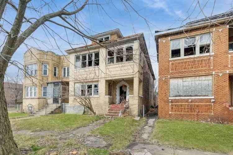 Multi-family house For Sale in 1332, Connecticut Street, Gary, Indiana