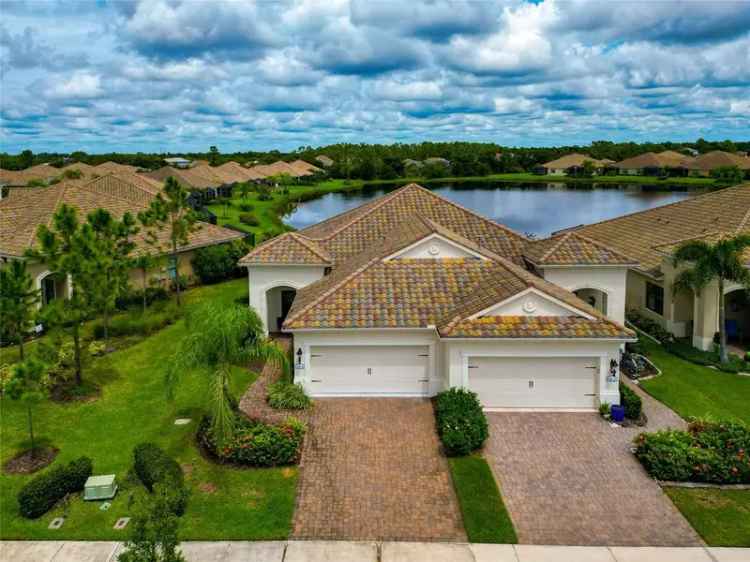 Single-family house For Sale in Venice Gardens, Florida