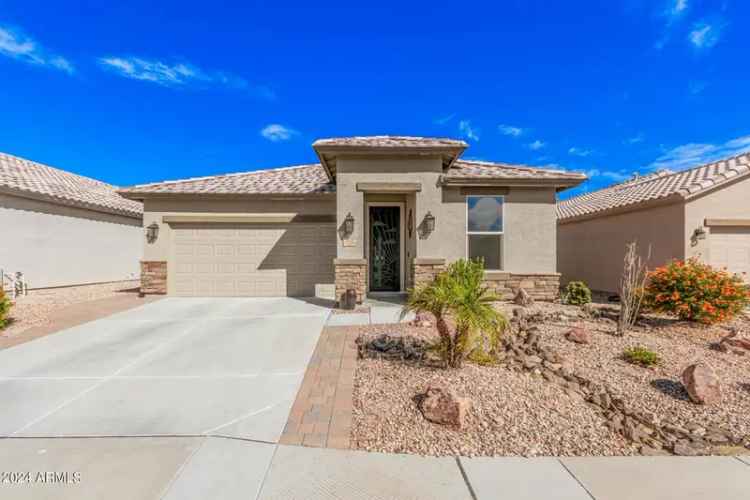 Single-family house For Sale in 22574, West Moonlight Path, Buckeye, Arizona