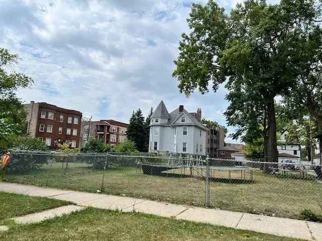 Land For Sale in 306, North Mayfield Avenue, Chicago, Illinois