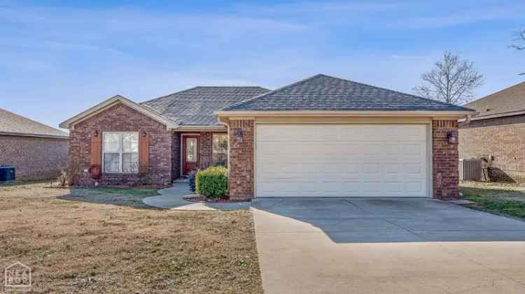 Single-family house For Sale in 393, Wildwood Point, Jonesboro, Arkansas