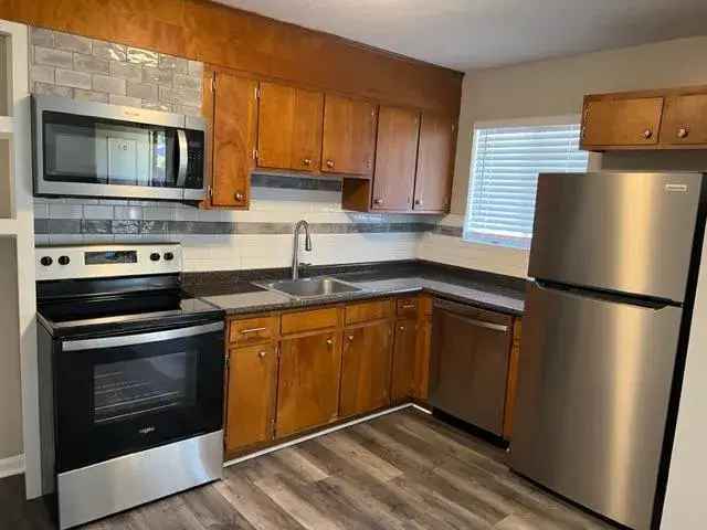 2 Bedroom 1 Bathroom Newly Renovated Apartment Unit for Rent