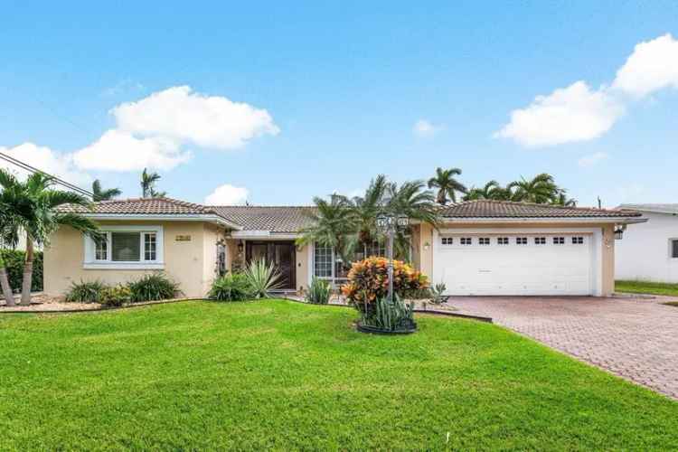 Single-family house For Sale in 1246, Funston Street, Hollywood, Florida