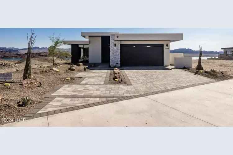 Single-family house For Sale in Lake Havasu City, Arizona