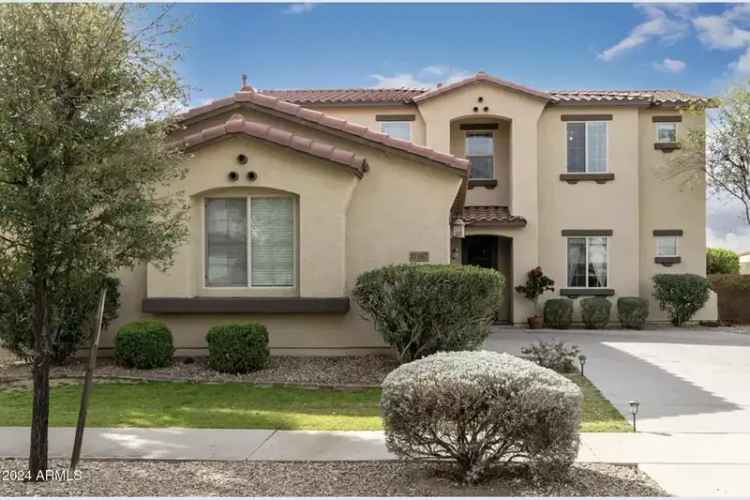 Single-family house For Sale in 17357, West Red Bird Road, Surprise, Arizona