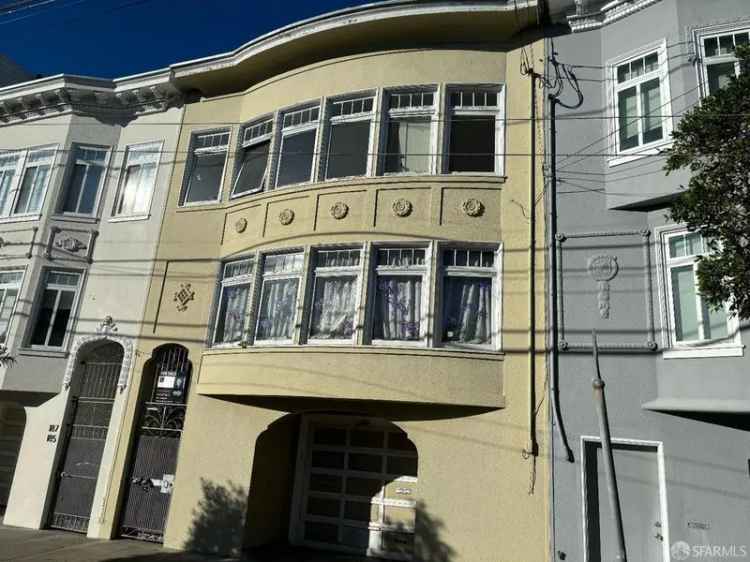 Multi-family house For Sale in San Francisco, California