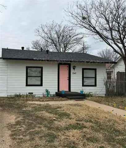 Single-family house For Sale in 1542, Portland Avenue, Abilene, Texas