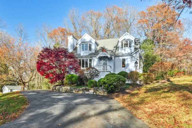 Single-family house For Sale in 61, Tomahawk Trail, Newtown, Connecticut