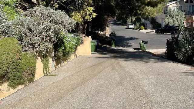 Land For Sale in 4551, Lindley Avenue, Los Angeles, California