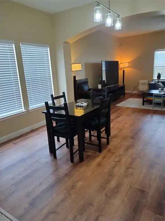 Single-family house For Sale in 4903, Moody Reef Drive, Bacliff, Texas