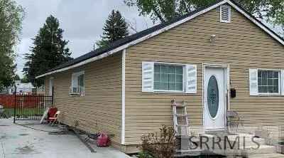 Single-family house For Sale in 135, College Street, Idaho Falls, Idaho