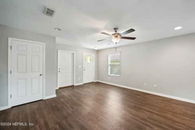 Single-family house For Sale in Jacksonville, Florida