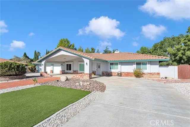 Single-family house For Sale in 13346, Shawnee Road, Apple Valley, California