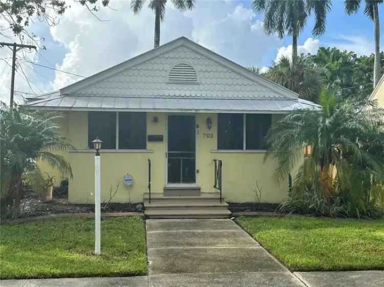 Single-family house For Sale in 205, Chasteen Street, Punta Gorda, Florida