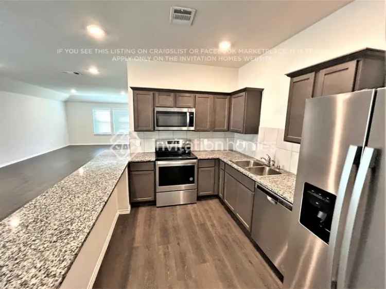 Home for Rent Pet-Friendly Smart Home Granite Countertops