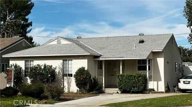 Single-family house For Sale in Los Angeles, California