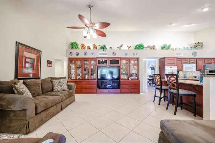 Single-family house For Sale in 21043, North 124th Avenue, Sun City West, Arizona