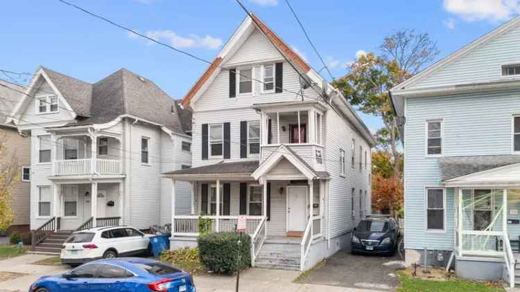 Multi-family house For Sale in 28, Cassius Street, New Haven, Connecticut