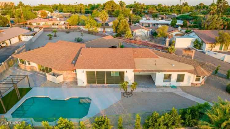 Single-family house For Sale in 1101, West Fairway Drive, Mesa, Arizona