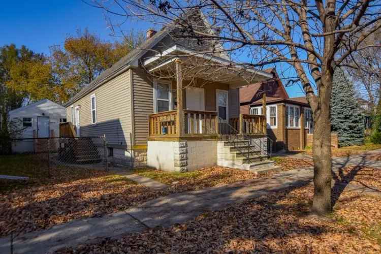 Multi-family house For Sale in 4618, Towle Avenue, Hammond, Indiana